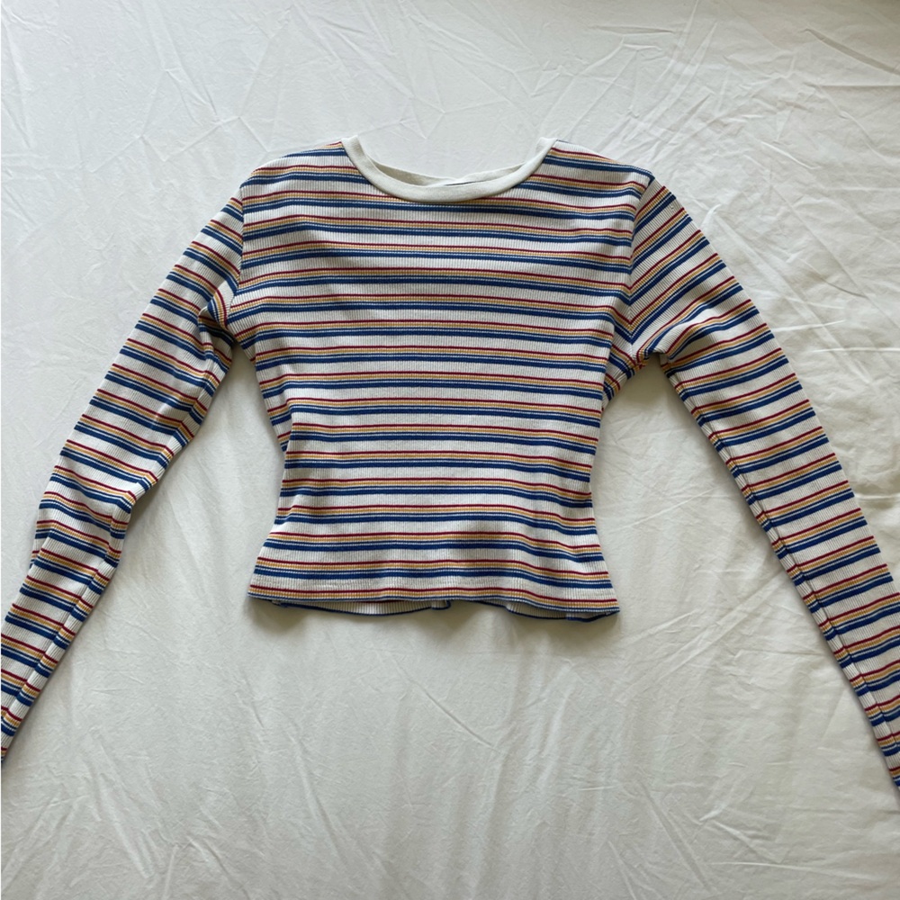Brandy Melville long sleeve top